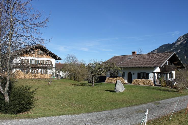 Апартаменты Zum Bergbauer Миттенвальд Экстерьер фото